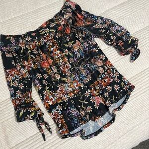 Daniel Rainn Black Floral Off-Shoulder Tie-Sleeve Blouse